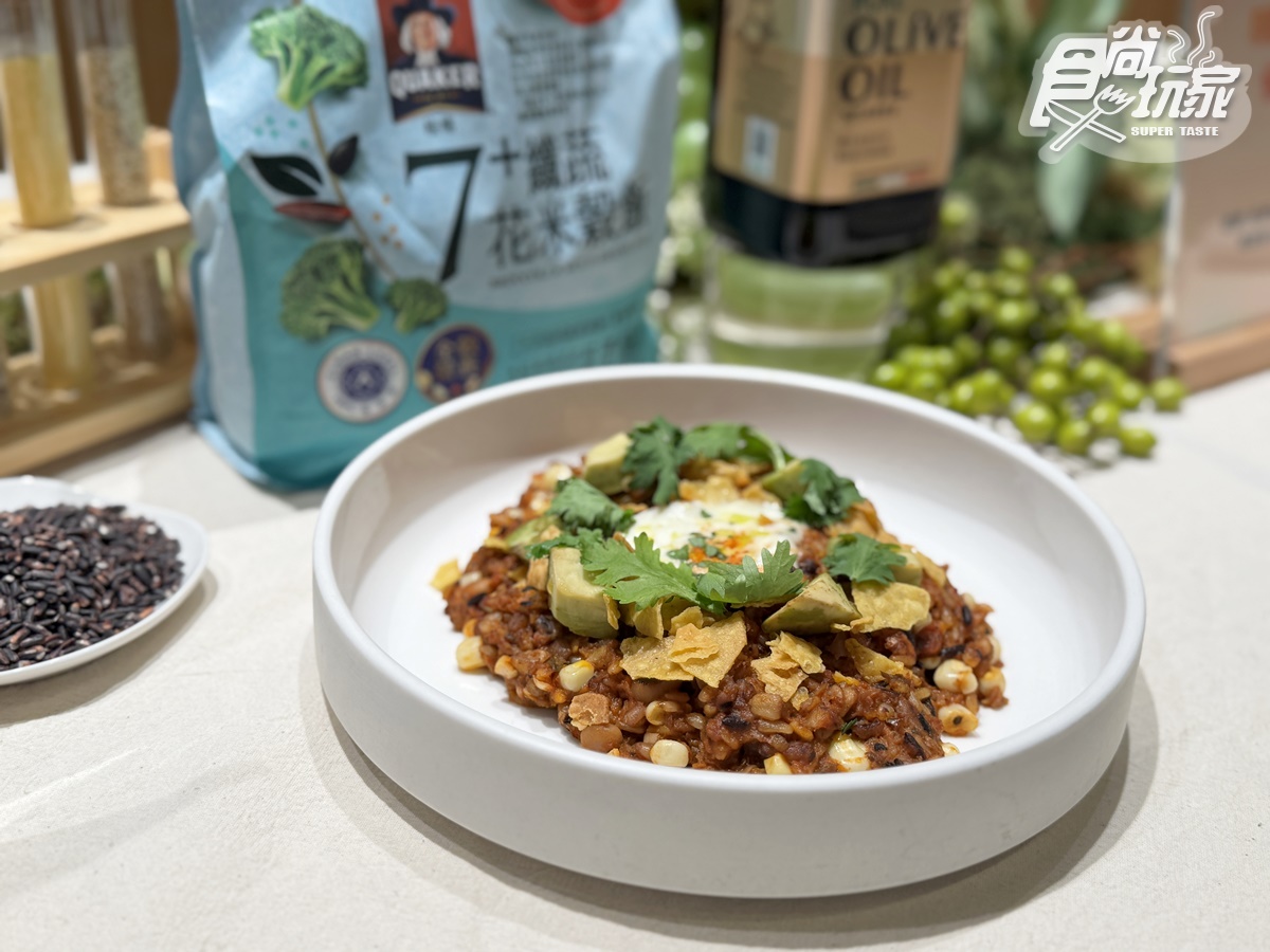 對中身分證挑戰「整桌免費吃」!2大早午餐超狂優惠,免費送夯品、全單82折 對中身分證挑戰「整桌免費吃」!2大早午餐超狂優惠,免費送夯品、全單82折