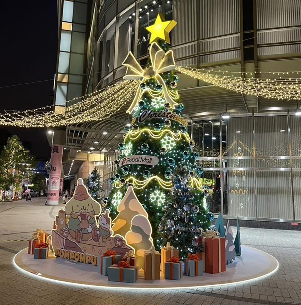 打卡7公尺「布丁狗聖誕樹」!全台6據點「這天」點燈,全台最大親子樂園 打卡7公尺「布丁狗聖誕樹」!全台6據點「這天」點燈,全台最大親子樂園