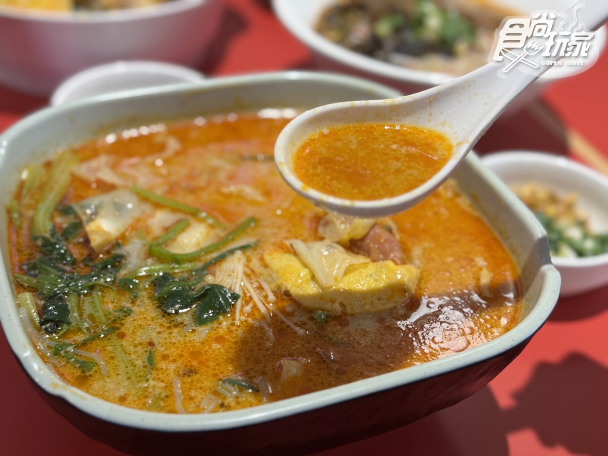 海底撈第1間「平價麻辣燙」來了!50元起爽嗑酸辣粉、牛滑,加碼小菜無限續 海底撈第1間「平價麻辣燙」來了!50元起爽嗑酸辣粉、牛滑,加碼小菜無限續