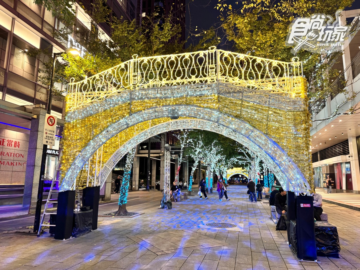 免出國打卡夢幻威尼斯!13公尺聖誕主樹、浪漫海盜船7大必拍,再送免費咖啡 免出國打卡夢幻威尼斯!13公尺聖誕主樹、浪漫海盜船7大必拍,再送免費咖啡