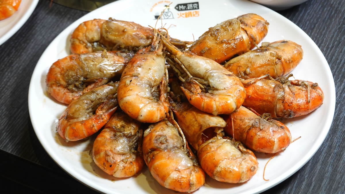 吃到飽省近200元!「泰國活蝦火鍋」蒸煮烤一蝦多吃,還有港點、烤鴨、自助吧 吃到飽省近200元!「泰國活蝦火鍋」蒸煮烤一蝦多吃,還有港點、烤鴨、自助吧