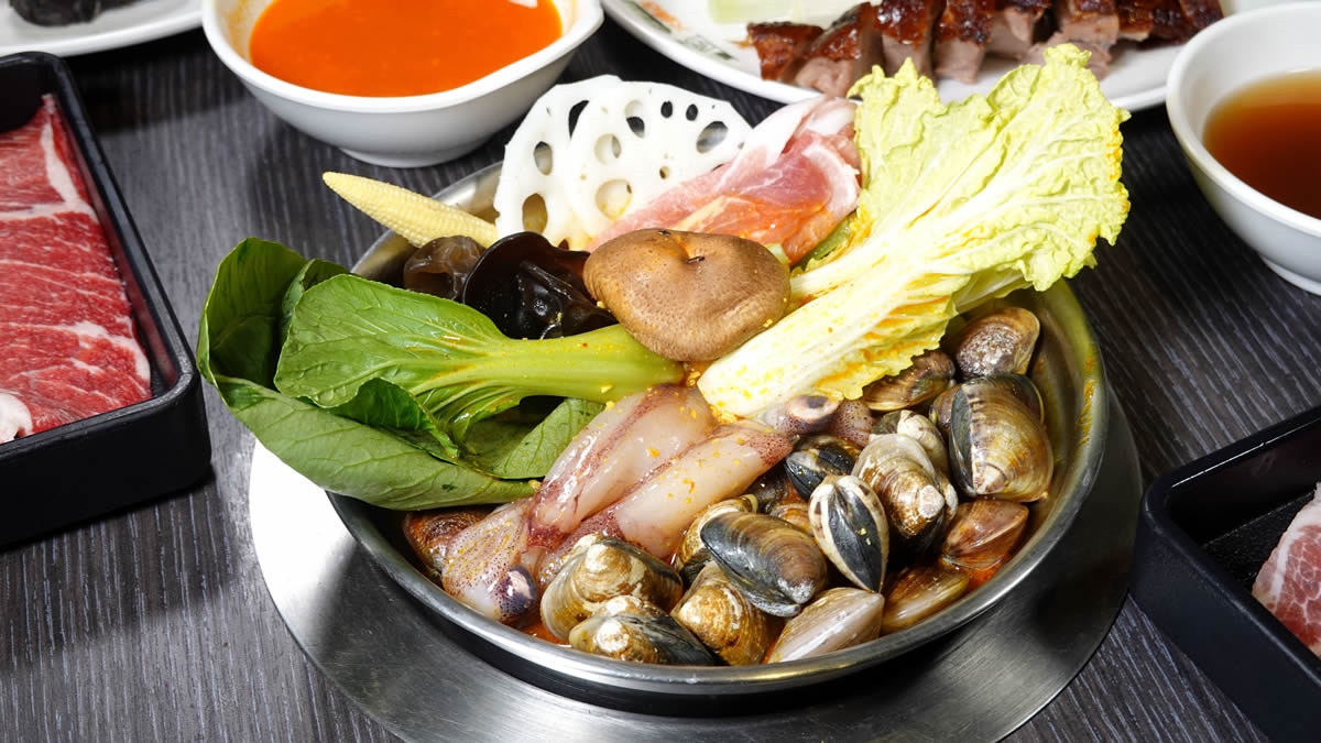 吃到飽省近200元!「泰國活蝦火鍋」蒸煮烤一蝦多吃,還有港點、烤鴨、自助吧 吃到飽省近200元!「泰國活蝦火鍋」蒸煮烤一蝦多吃,還有港點、烤鴨、自助吧