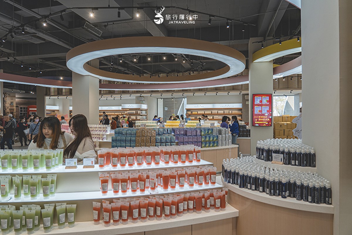 全台最大「玫瑰森林」免費拍!超過20種玫瑰接力綻放,限時1個月打卡必衝 全台最大「玫瑰森林」免費拍!超過20種玫瑰接力綻放,限時1個月打卡必衝