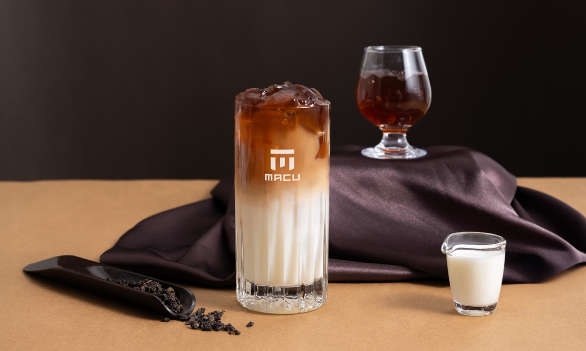 整杯哈根草莓冰直接加!八曜和茶x哈根達斯最狂「草莓冰淇淋白奶茶」149元開喝 整杯哈根草莓冰直接加!八曜和茶x哈根達斯最狂「草莓冰淇淋白奶茶」149元開喝