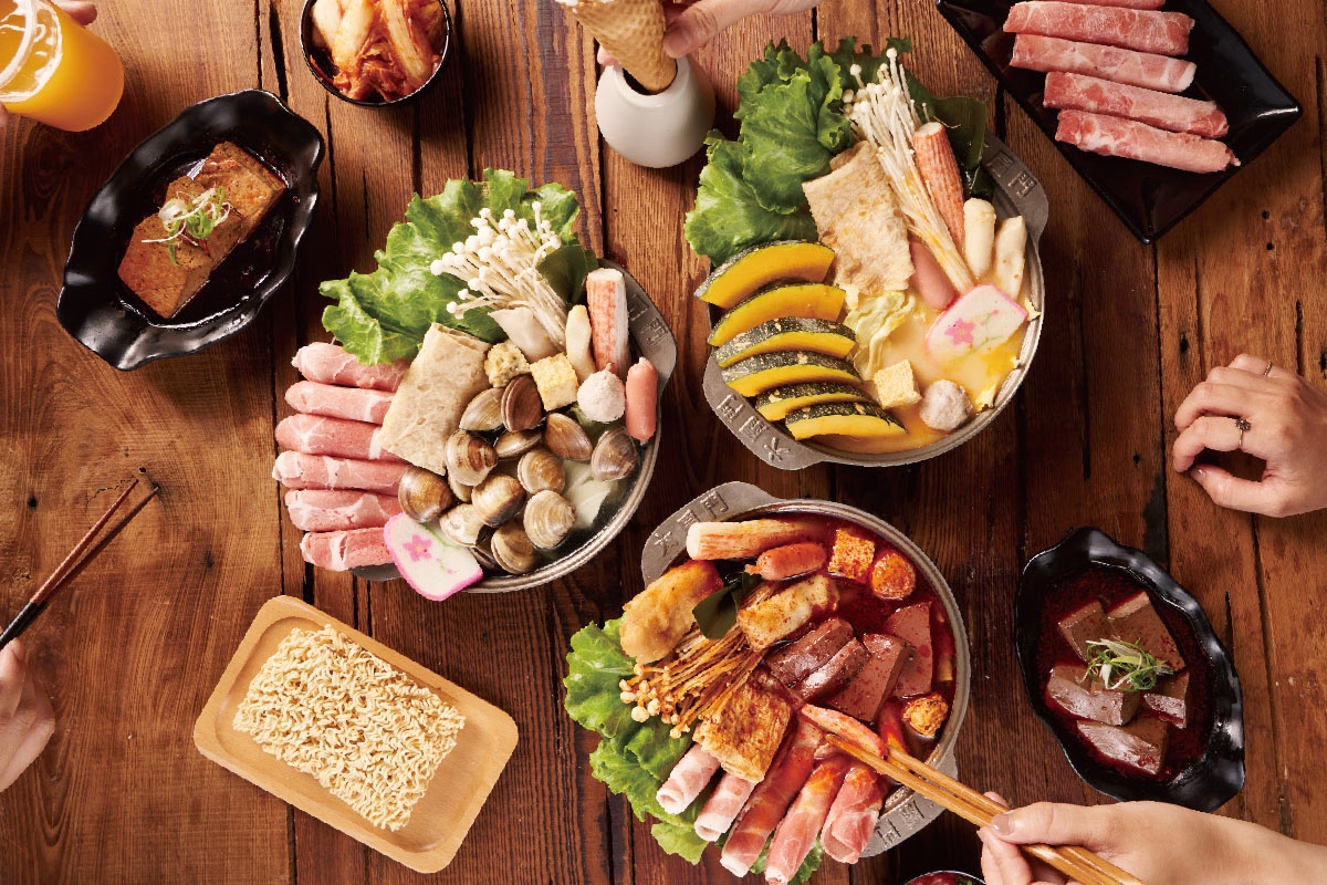 「六扇門X繼光香香雞」聯名!230元起爽嗑炸雞鍋,爆米花、霜淇淋吃到飽 「六扇門X繼光香香雞」聯名!230元起爽嗑炸雞鍋,爆米花、霜淇淋吃到飽