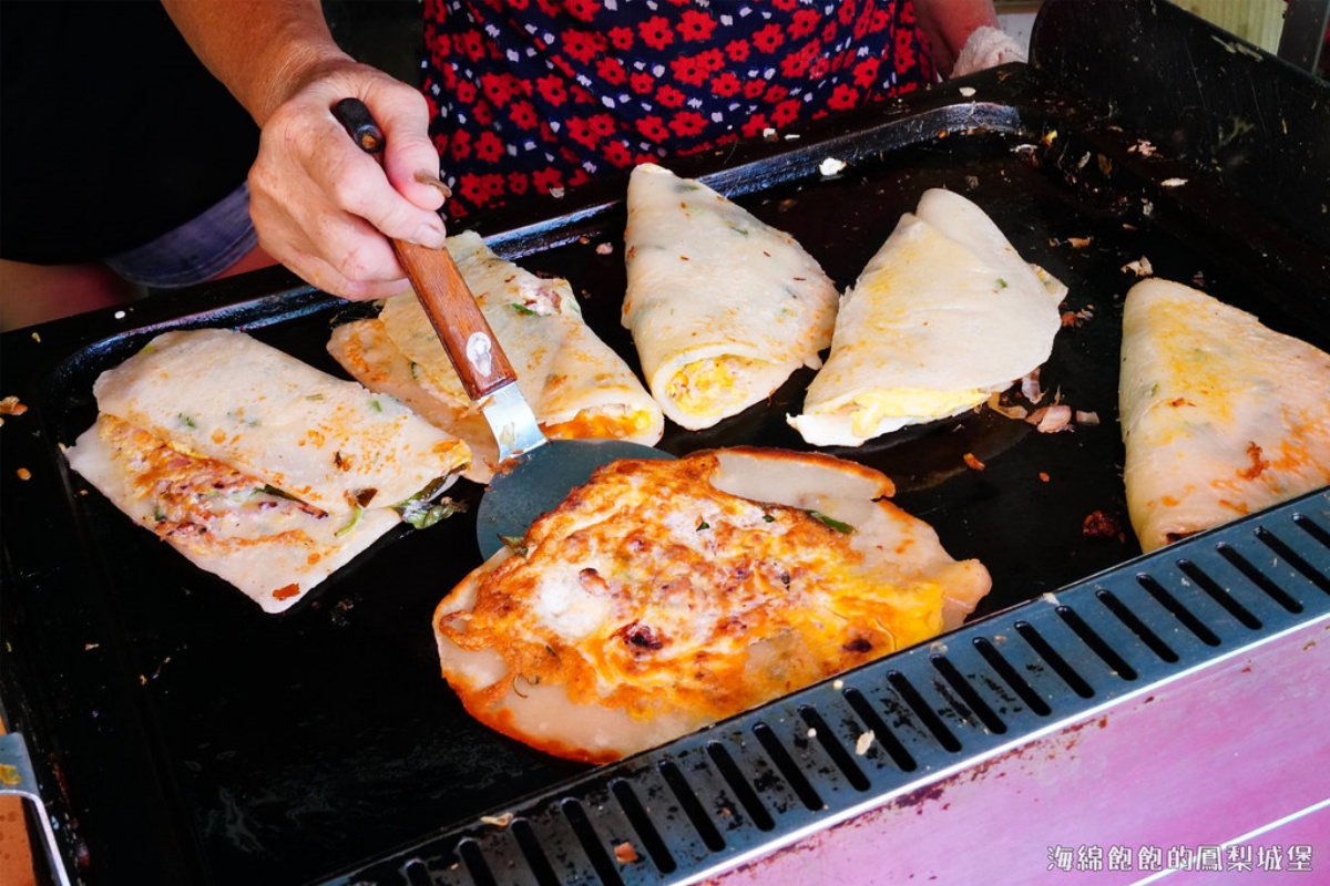 綠島限定美食都在這！整隻炸飛魚丼飯、海草系蔥抓餅，沒吃別說你來過