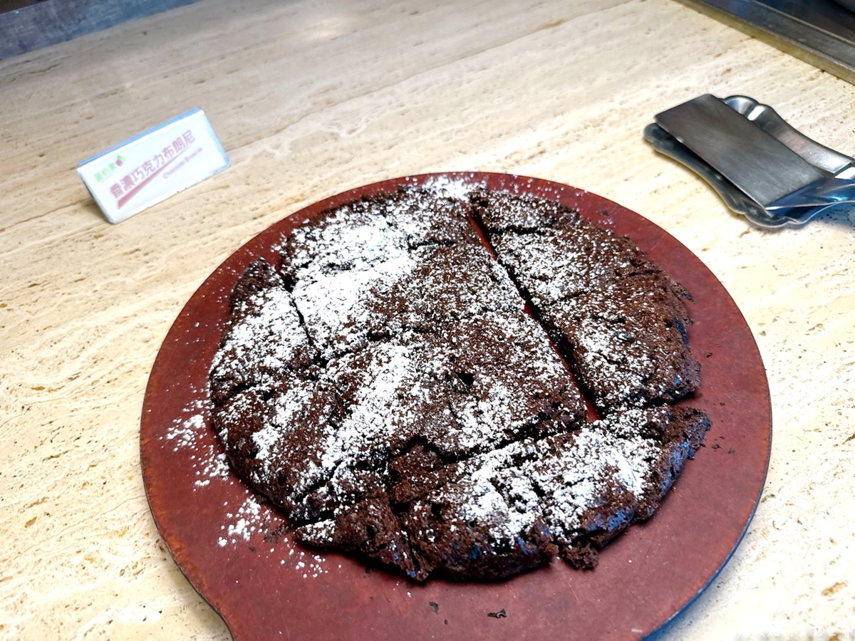 全台唯一「必勝客歡樂吧」開幕!479元披薩烤雞吃到飽,199元無限暢飲 全台唯一「必勝客歡樂吧」開幕!479元披薩烤雞吃到飽,199元無限暢飲