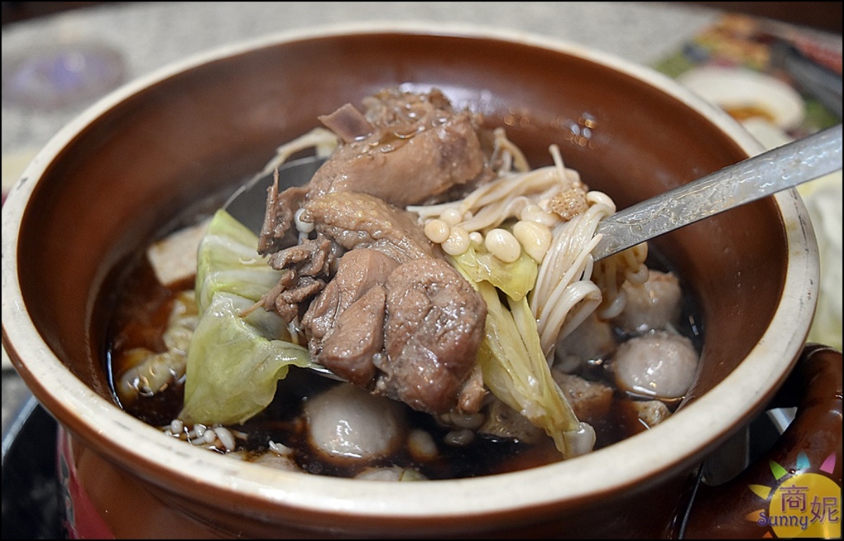 秋冬進補開吃囉！台中人氣薑母鴨推薦６家，紅蟳、蝦膏、和牛都入鍋