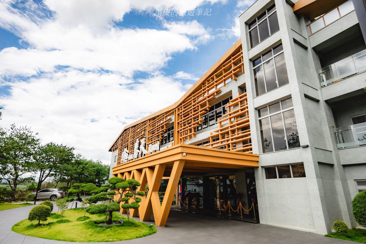 入住全台最夢幻玻璃屋！南投森林系住宿11選，秋冬泡湯、賞落羽松一次滿足