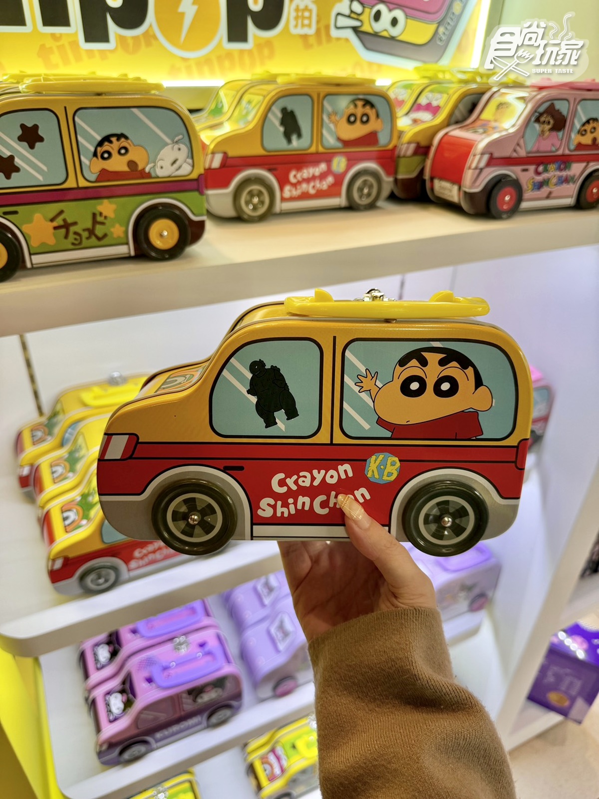 蠟筆小新、迪士尼蛋型鐵盒!全台最萌「TINPOP盒拍快閃店」,百款夯品、買5送1(中獎公布) 蠟筆小新、迪士尼蛋型鐵盒!全台最萌「TINPOP盒拍快閃店」,百款夯品、買5送1(中獎公布)