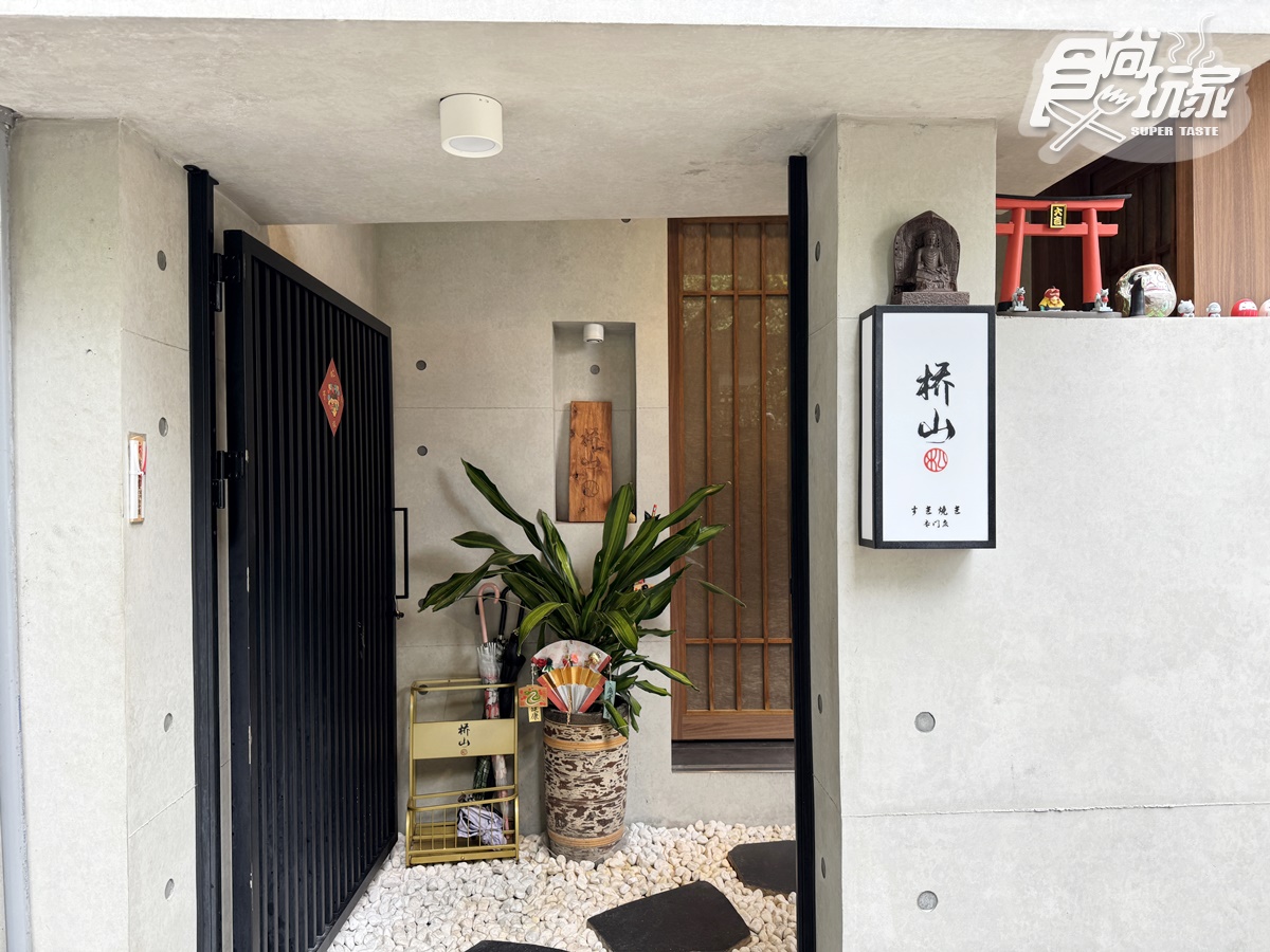 全台第1間「日本壽喜燒名店」!爽嗑A5和牛套餐、痛風級海膽丼,免費送干貝 全台第1間「日本壽喜燒名店」!爽嗑A5和牛套餐、痛風級海膽丼,免費送干貝