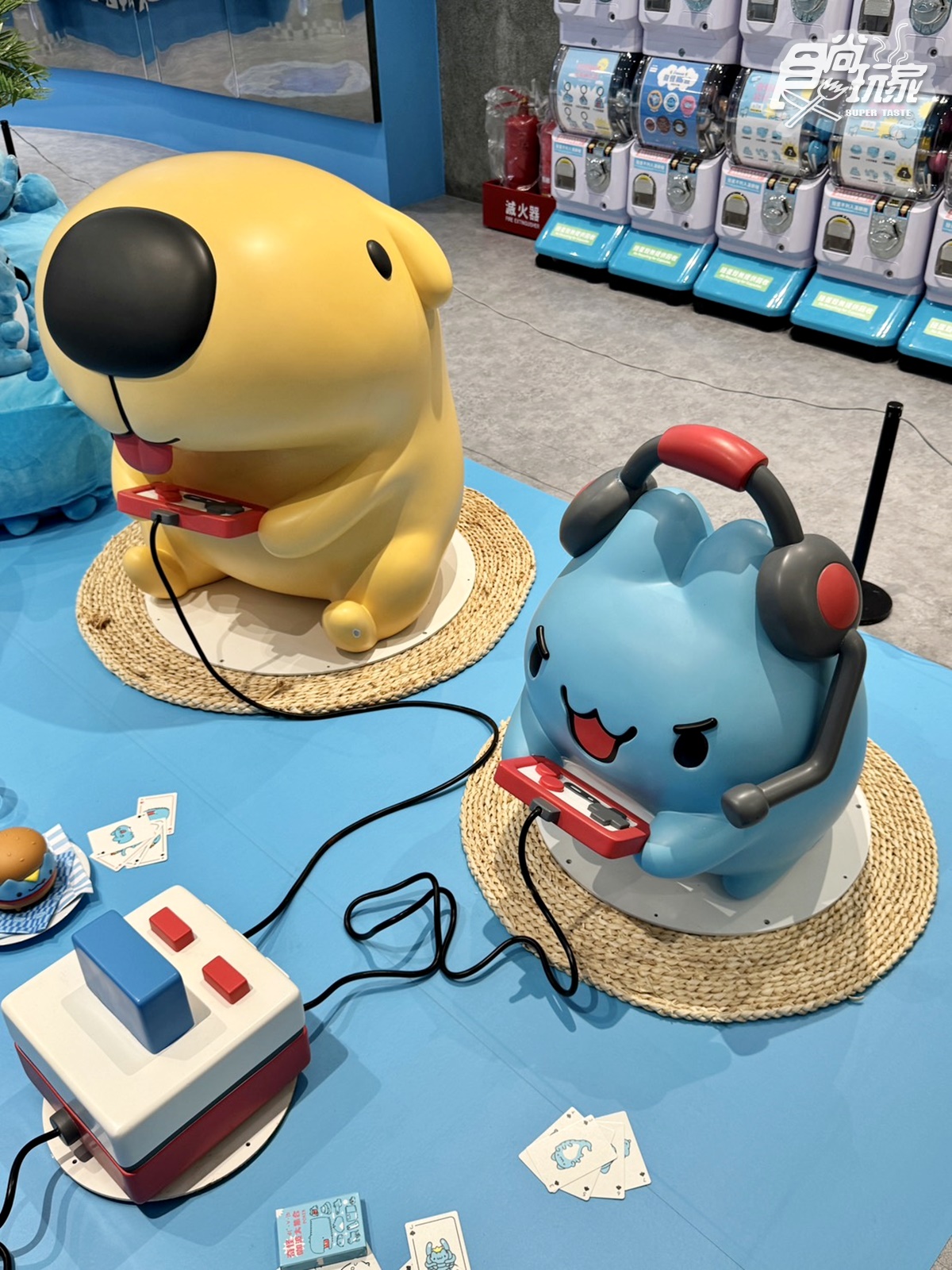 「咖波屋」開到台北了！３層樓打卡點＋周邊：巨型公仔、復古廁所、鏡面房