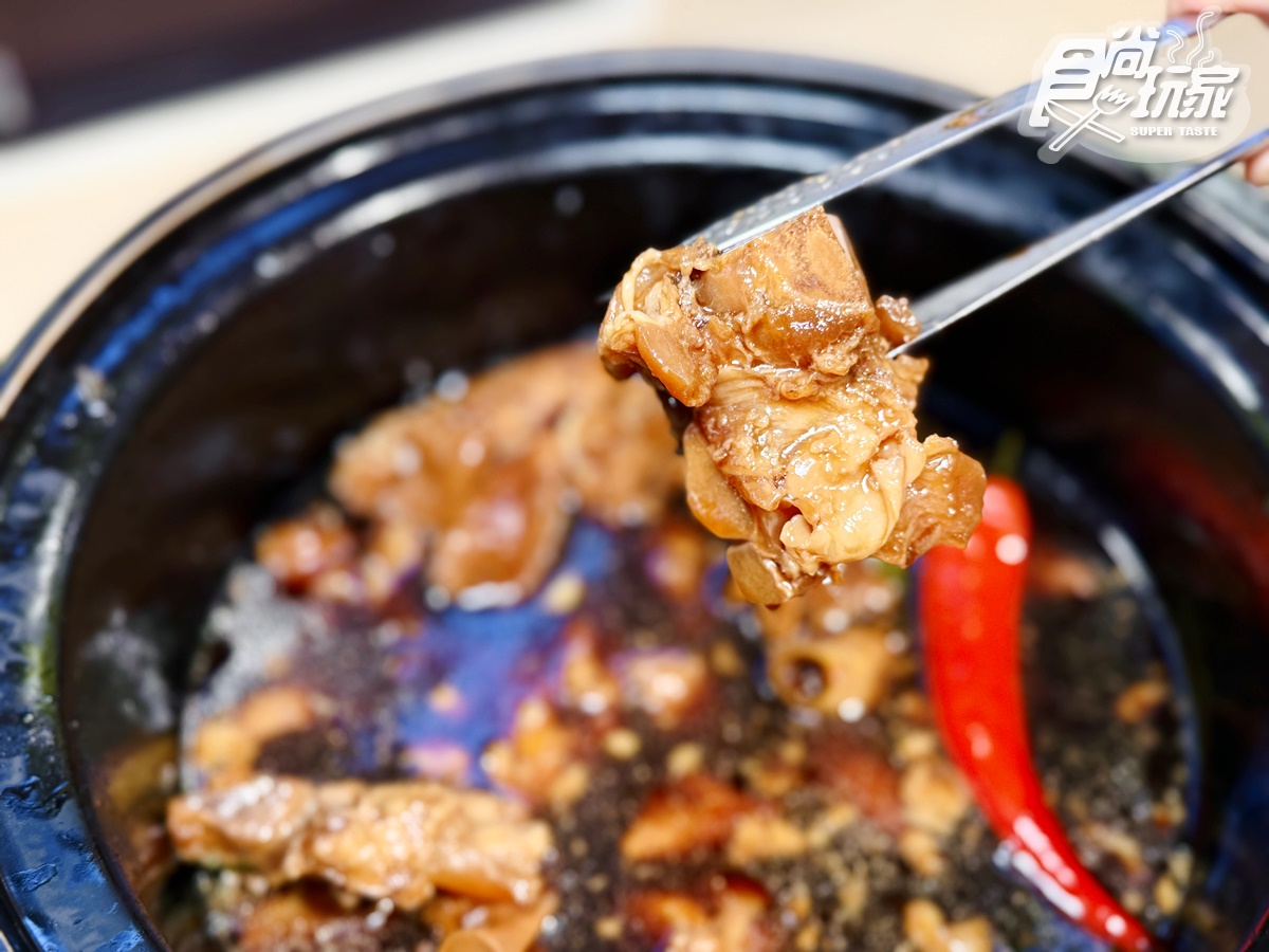 569元火鍋百匯吃到飽!百款自助吧、熱炒、肉品海鮮任夾,爽嗑9大名店小吃 569元火鍋百匯吃到飽!百款自助吧、熱炒、肉品海鮮任夾,爽嗑9大名店小吃