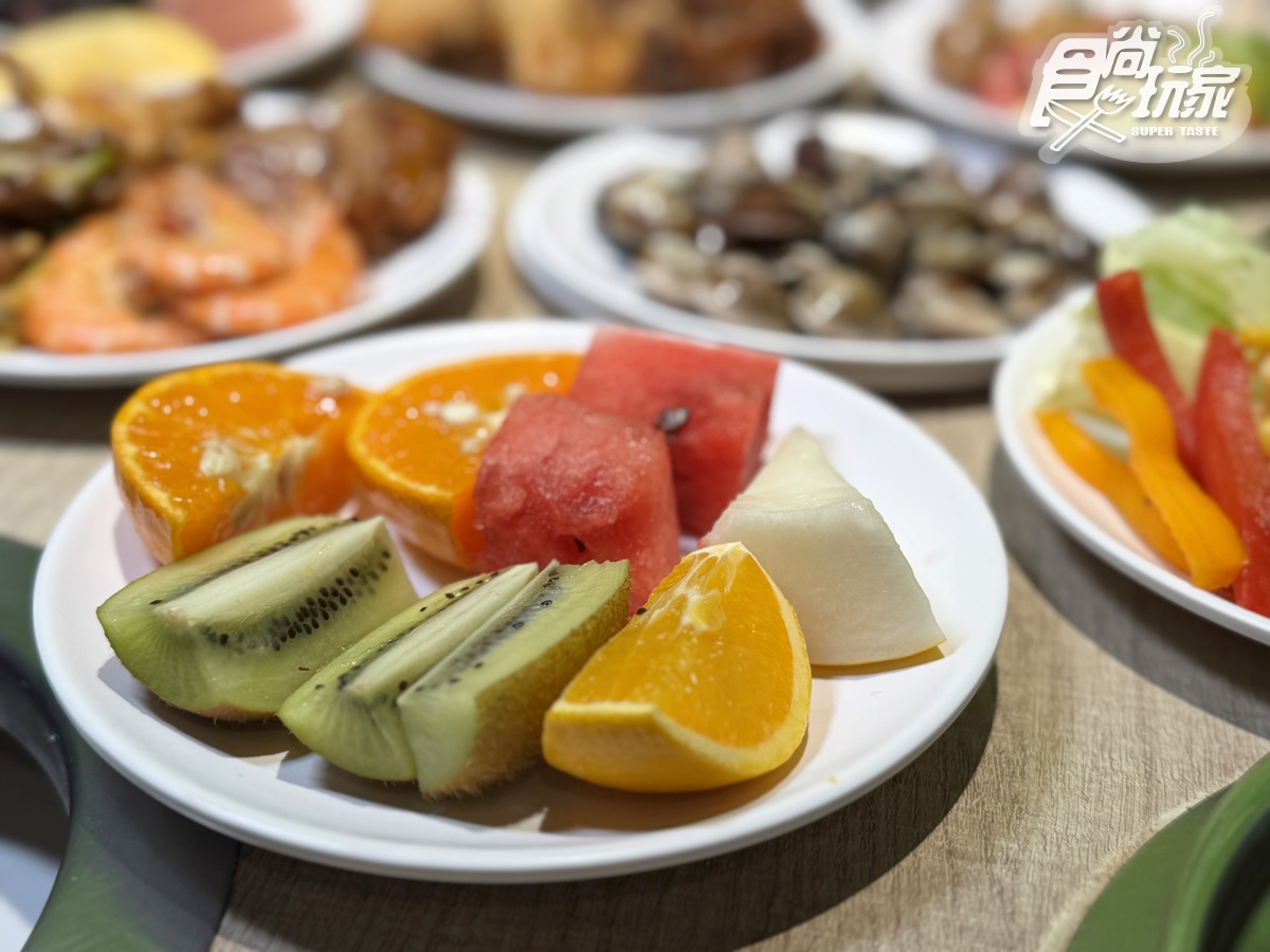 569元火鍋百匯吃到飽!百款自助吧、熱炒、肉品海鮮任夾,爽嗑9大名店小吃 569元火鍋百匯吃到飽!百款自助吧、熱炒、肉品海鮮任夾,爽嗑9大名店小吃