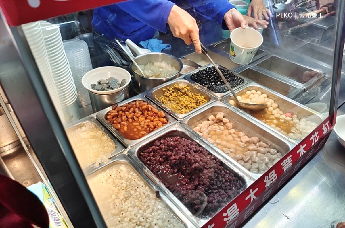 台北人「隱藏版夜市」6必吃:號稱前3強滷肉飯、霸氣海鮮粥、椒鹽甜甜圈 台北人「隱藏版夜市」6必吃:號稱前3強滷肉飯、霸氣海鮮粥、椒鹽甜甜圈