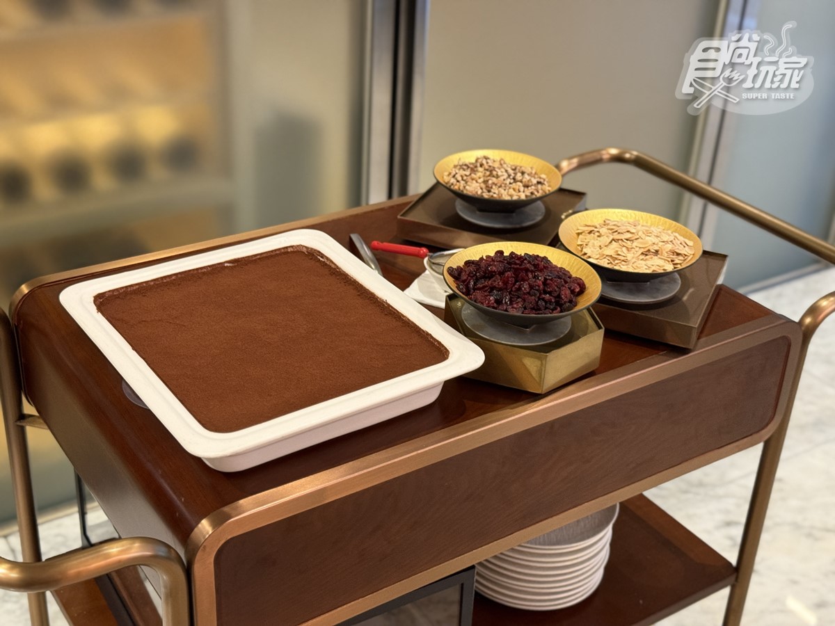 台北吃到飽「探索廚房」升級回歸!爽嗑10大主題餐檯、超過50種海鮮無限吃 台北吃到飽「探索廚房」升級回歸!爽嗑10大主題餐檯、超過50種海鮮無限吃