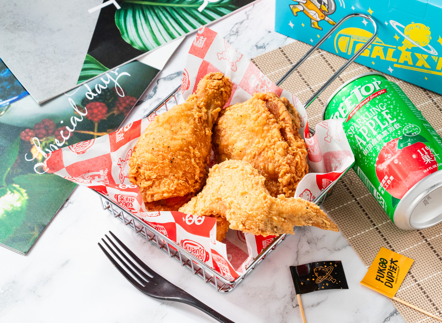 【耶誕狂歡祭】現省145元!法大炸雞套餐買一送一,還有升級吃法更過癮 【耶誕狂歡祭】現省145元!法大炸雞套餐買一送一,還有升級吃法更過癮