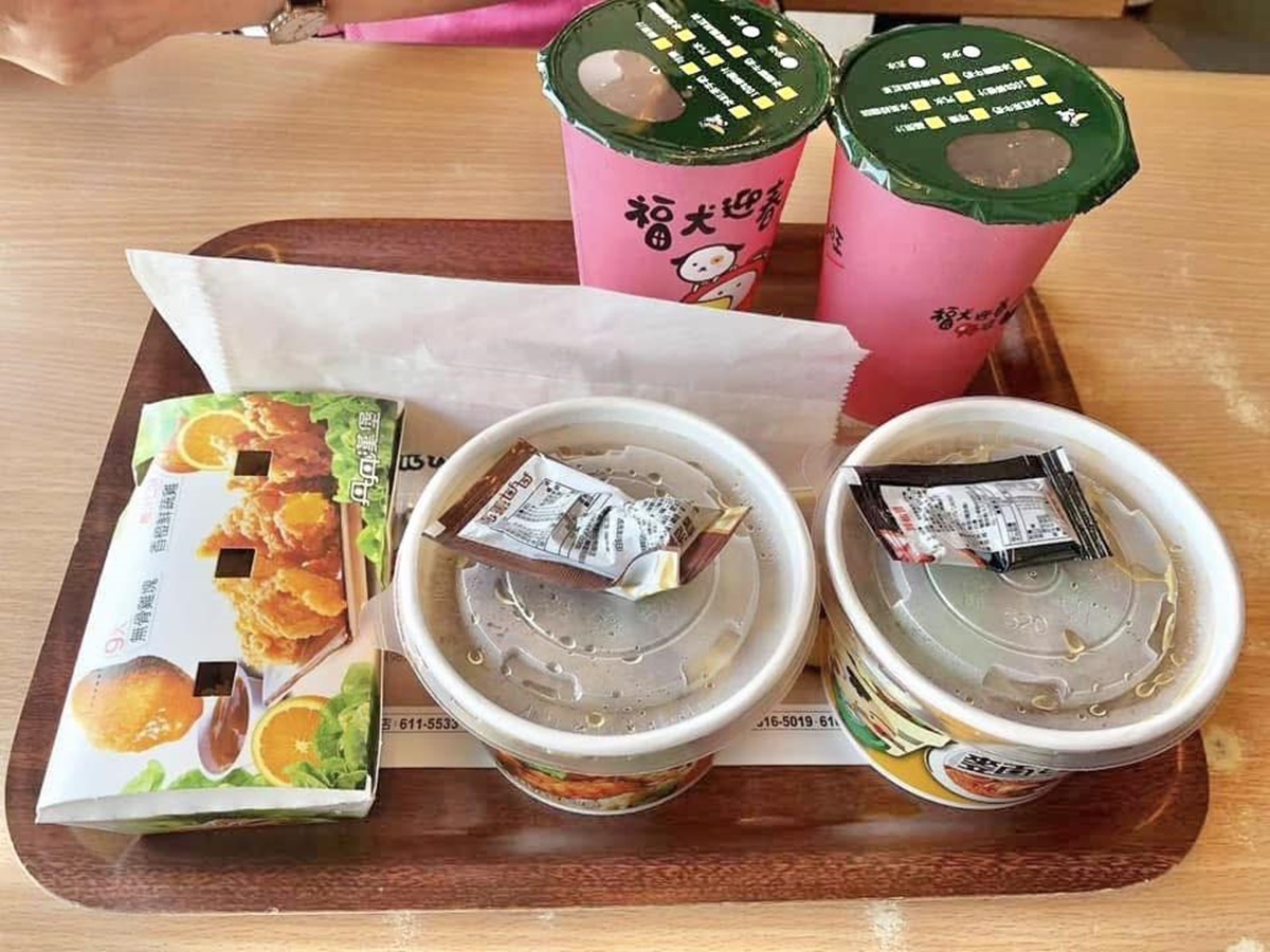 免費送超Q擋泥板!速食南霸天「丹丹漢堡」8款周邊搶看,29元爽嗑排骨酥 免費送超Q擋泥板!速食南霸天「丹丹漢堡」8款周邊搶看,29元爽嗑排骨酥