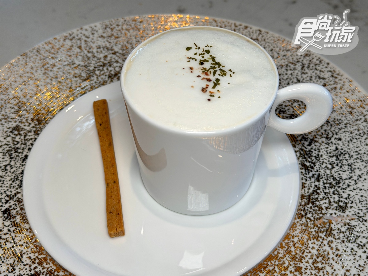 龍蝦299元開吃!免千元「高CP值鐵板燒」嗑主餐、湯品、炒飯,加碼壽星85折 龍蝦299元開吃!免千元「高CP值鐵板燒」嗑主餐、湯品、炒飯,加碼壽星85折