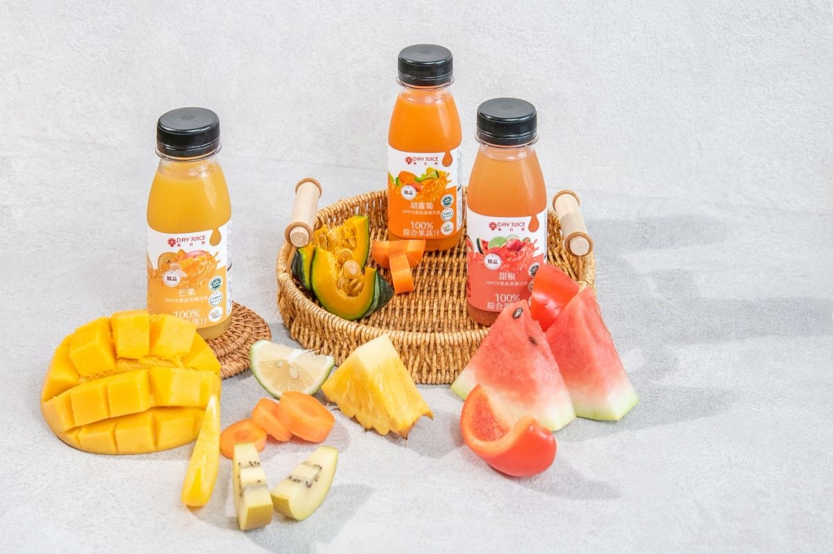 冷壓蔬果汁現省85元!「飛機商務艙指定飲品」原汁原味超營養,3口味一次喝 冷壓蔬果汁現省85元!「飛機商務艙指定飲品」原汁原味超營養,3口味一次喝