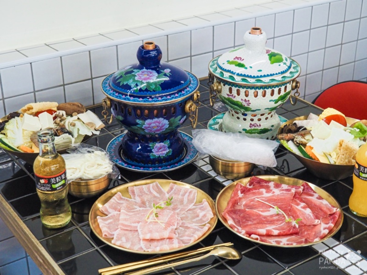 超狂海鮮自助任你拿！桃園８家麻辣鍋推薦：花蟹吃到飽、鹹蛋麻奶湯、壽星送龍蝦