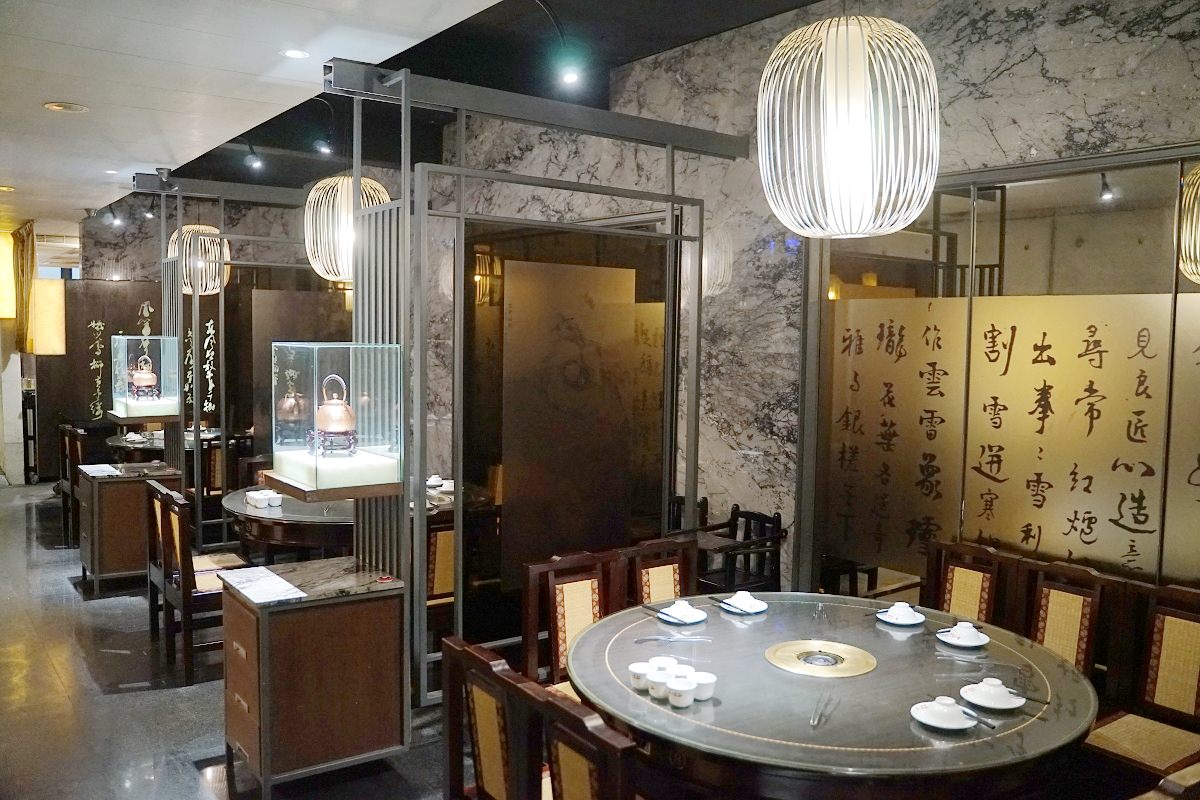 超狂海鮮自助任你拿！桃園８家麻辣鍋推薦：花蟹吃到飽、鹹蛋麻奶湯、壽星送龍蝦