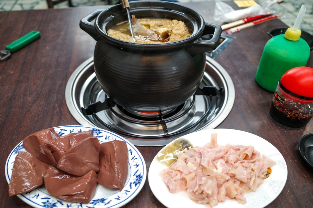 被薑母鴨耽誤的鹹酥雞？台北８家薑母鴨推薦，紅蟳海味、純酒不加水、正統炭燒