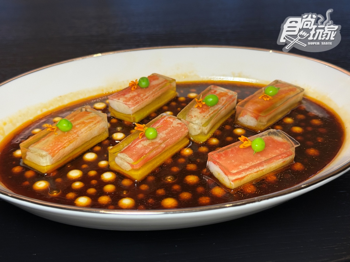 連續8年米其林摘星!請客樓首推「川味蟹宴」,蒜辣帝王蟹霸氣上桌太唰嘴 連續8年米其林摘星!請客樓首推「川味蟹宴」,蒜辣帝王蟹霸氣上桌太唰嘴