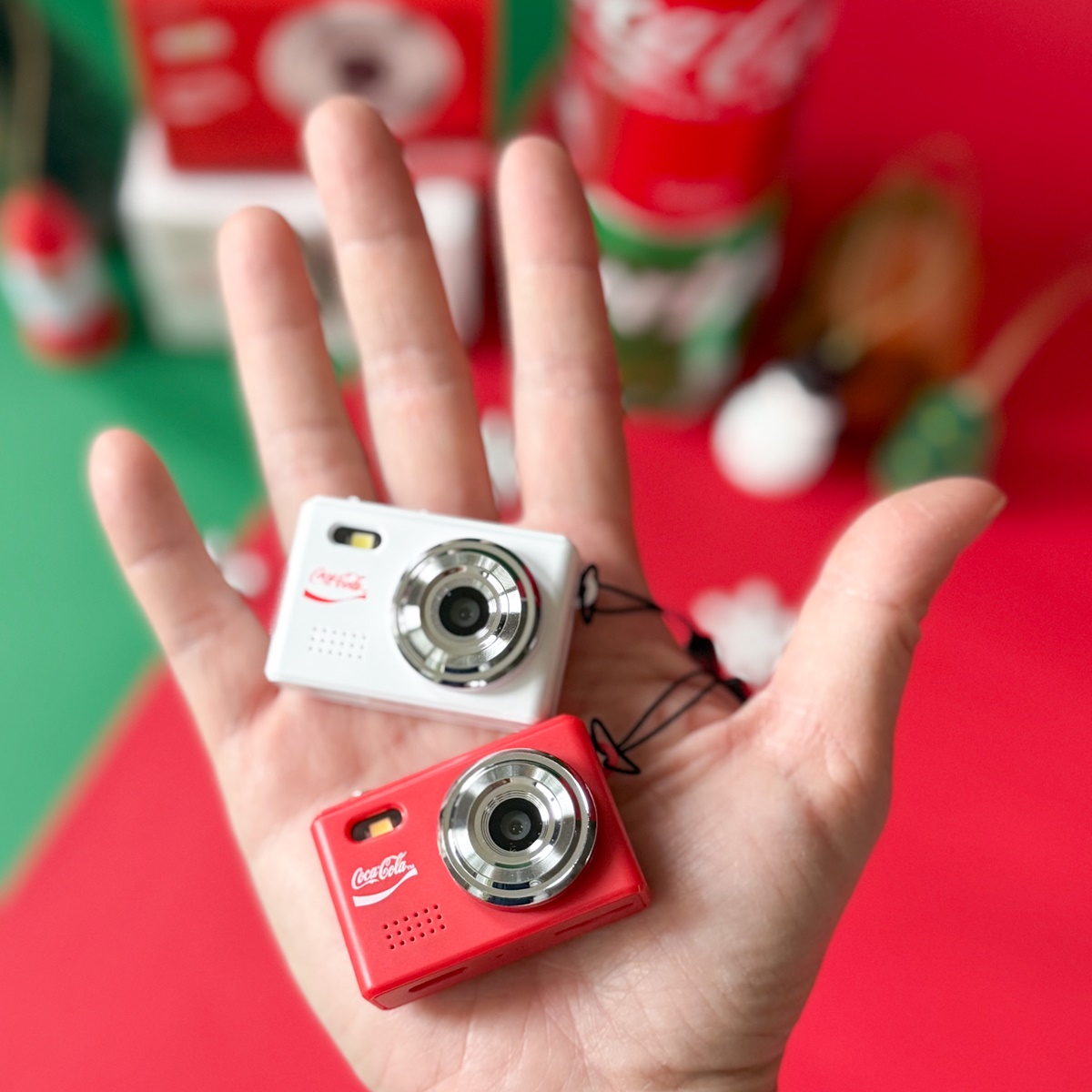 7-11「耶誕IP水晶球」、全家「純白聖誕樹」!2超商話題聖誕新品懶人包 7-11「耶誕IP水晶球」、全家「純白聖誕樹」!2超商話題聖誕新品懶人包