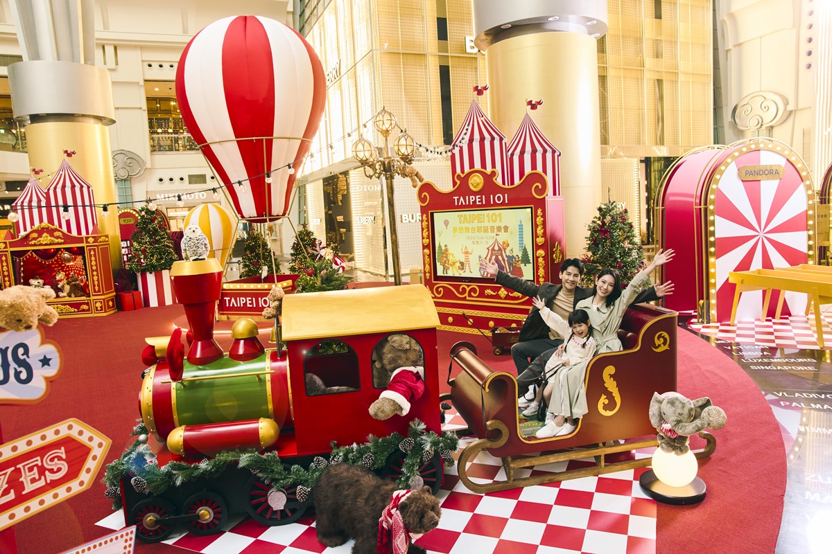 《玩具總動員》出沒台北101！打造４大夢幻場景：星際奇幻光廊、胡迪牛仔驛站