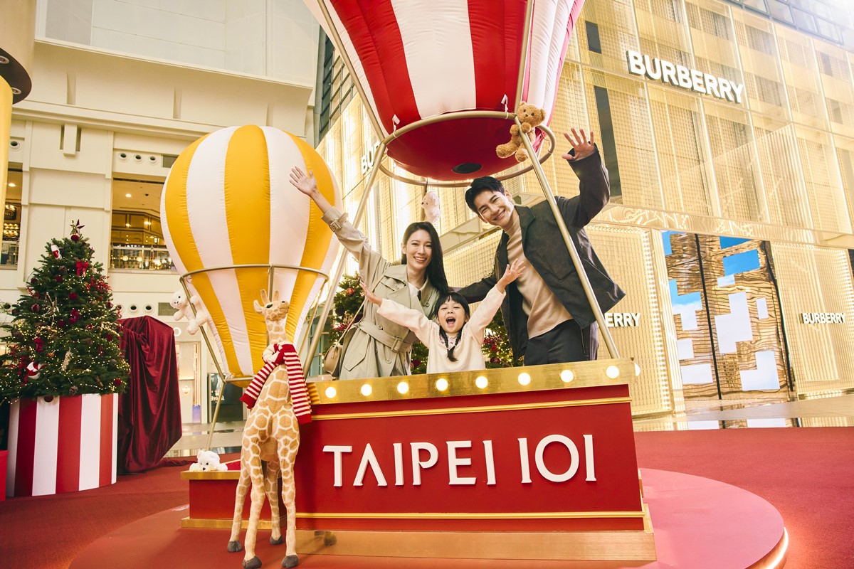 《玩具總動員》出沒台北101！打造４大夢幻場景：星際奇幻光廊、胡迪牛仔驛站