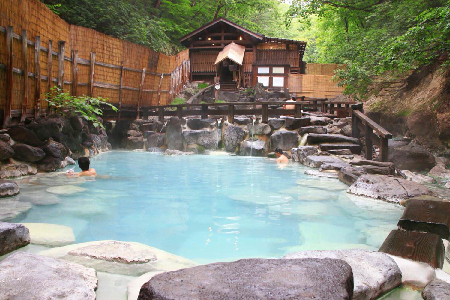 北海道登別溫泉只排第4!網友最愛日本溫泉勝地Top10,冠軍此生必去、美食多 北海道登別溫泉只排第4!網友最愛日本溫泉勝地Top10,冠軍此生必去、美食多