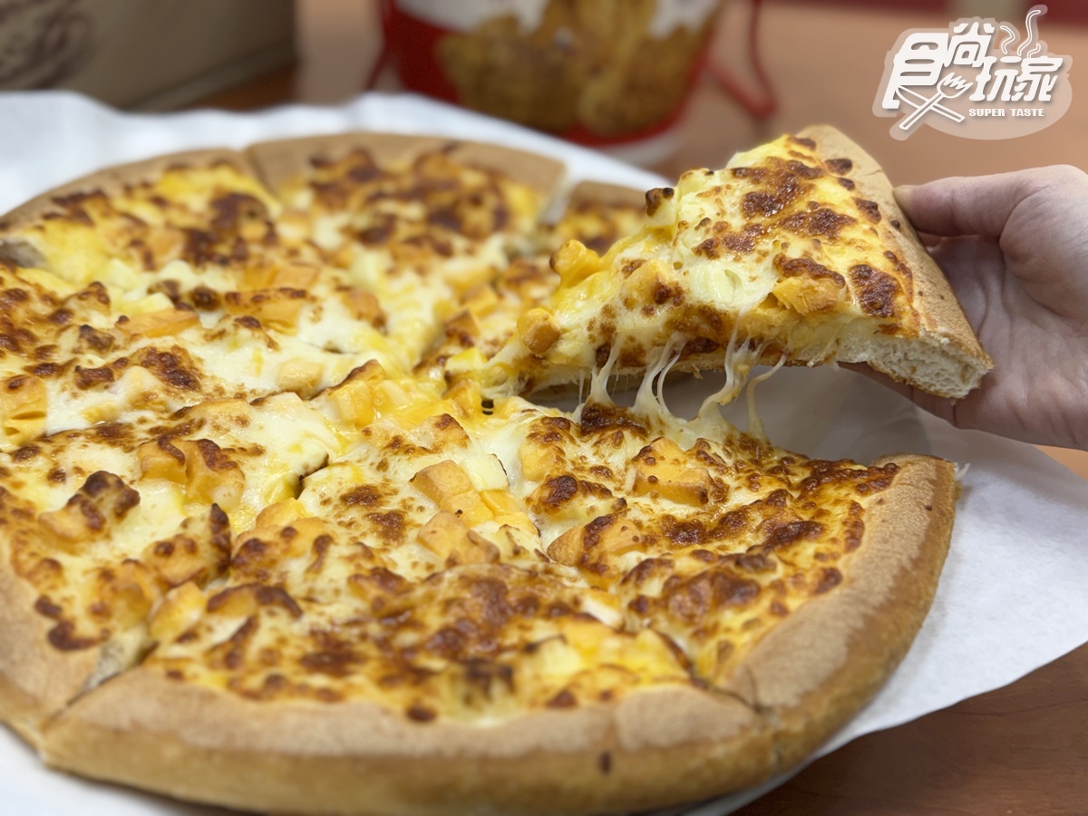 「拿坡里披薩買一送一」手刀搶!爆汁雞腿只要24元,必勝客披薩198元 「拿坡里披薩買一送一」手刀搶!爆汁雞腿只要24元,必勝客披薩198元