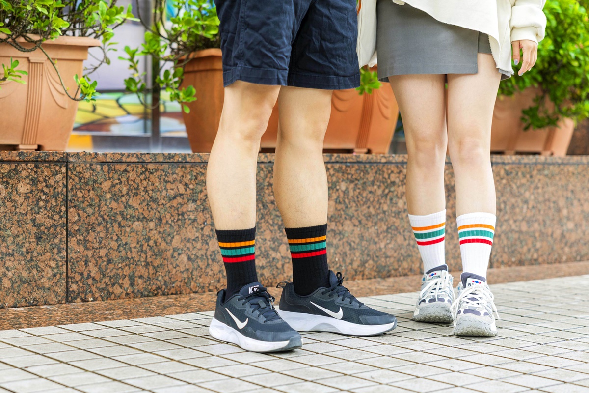 超商日系單品太好買!「7-11xBEAMS DESIGN」30多款小物,襪子、包款質感升級 超商日系單品太好買!「7-11xBEAMS DESIGN」30多款小物,襪子、包款質感升級