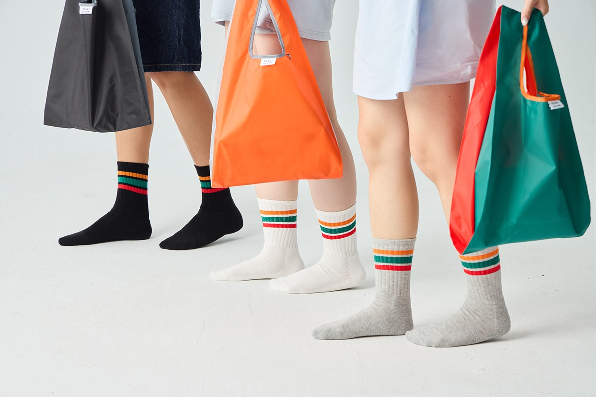 超商日系單品太好買!「7-11xBEAMS DESIGN」30多款小物,襪子、包款質感升級 超商日系單品太好買!「7-11xBEAMS DESIGN」30多款小物,襪子、包款質感升級