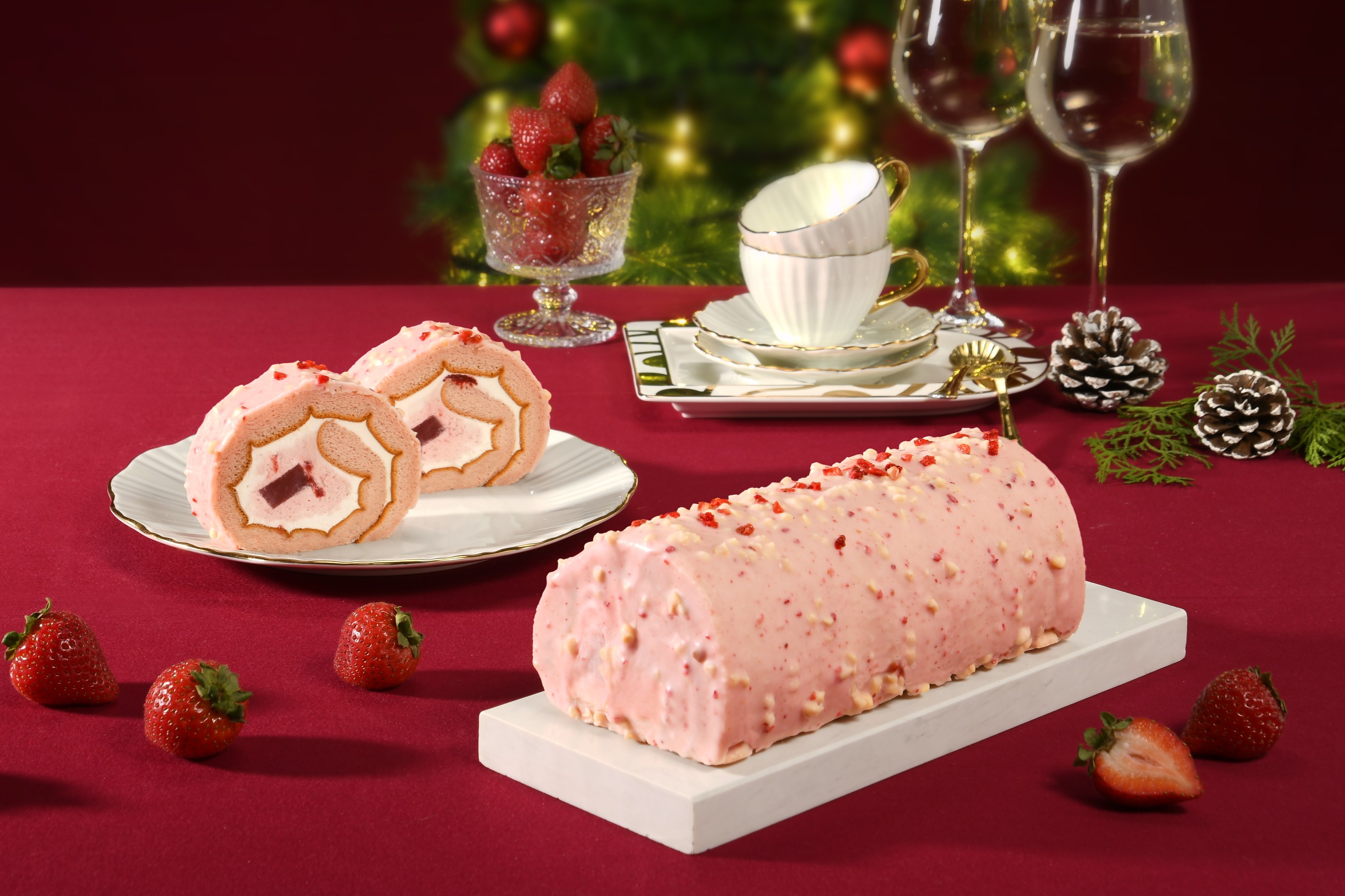 辻利超Q抹茶「聖誕樹蛋糕」、亞尼克「生乳捲盲盒」!甜點控推薦冬季新品包 辻利超Q抹茶「聖誕樹蛋糕」、亞尼克「生乳捲盲盒」!甜點控推薦冬季新品包