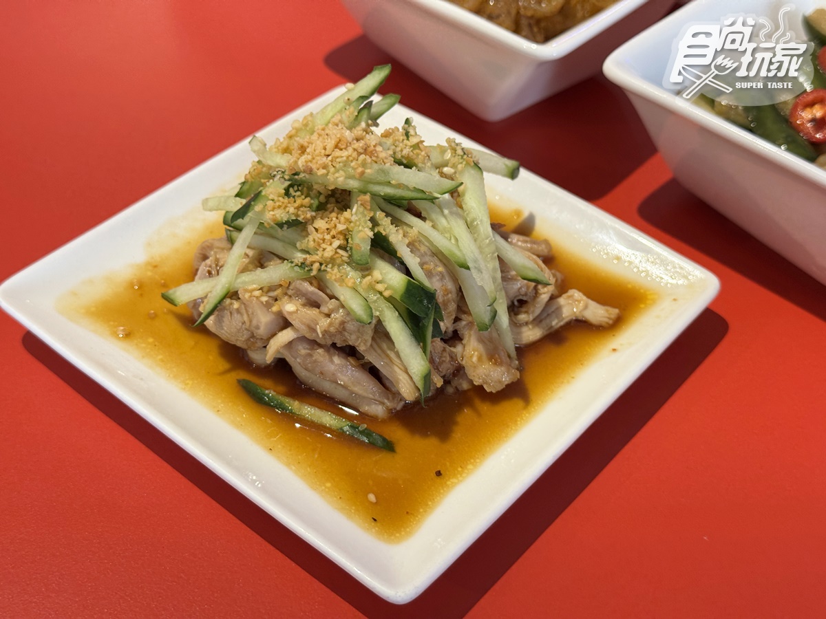 全新「港式雞煲鍋」插旗東區!7款必嗑龍蝦雞煲、沙嗲鴛鴦鍋,500元起開吃 全新「港式雞煲鍋」插旗東區!7款必嗑龍蝦雞煲、沙嗲鴛鴦鍋,500元起開吃