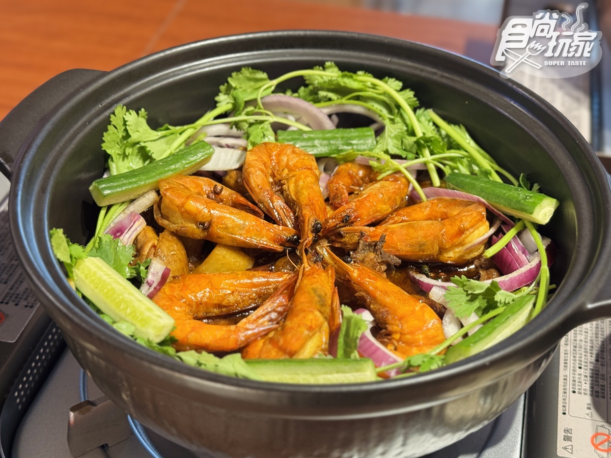 全新「港式雞煲鍋」插旗東區!7款必嗑龍蝦雞煲、沙嗲鴛鴦鍋,500元起開吃 全新「港式雞煲鍋」插旗東區!7款必嗑龍蝦雞煲、沙嗲鴛鴦鍋,500元起開吃