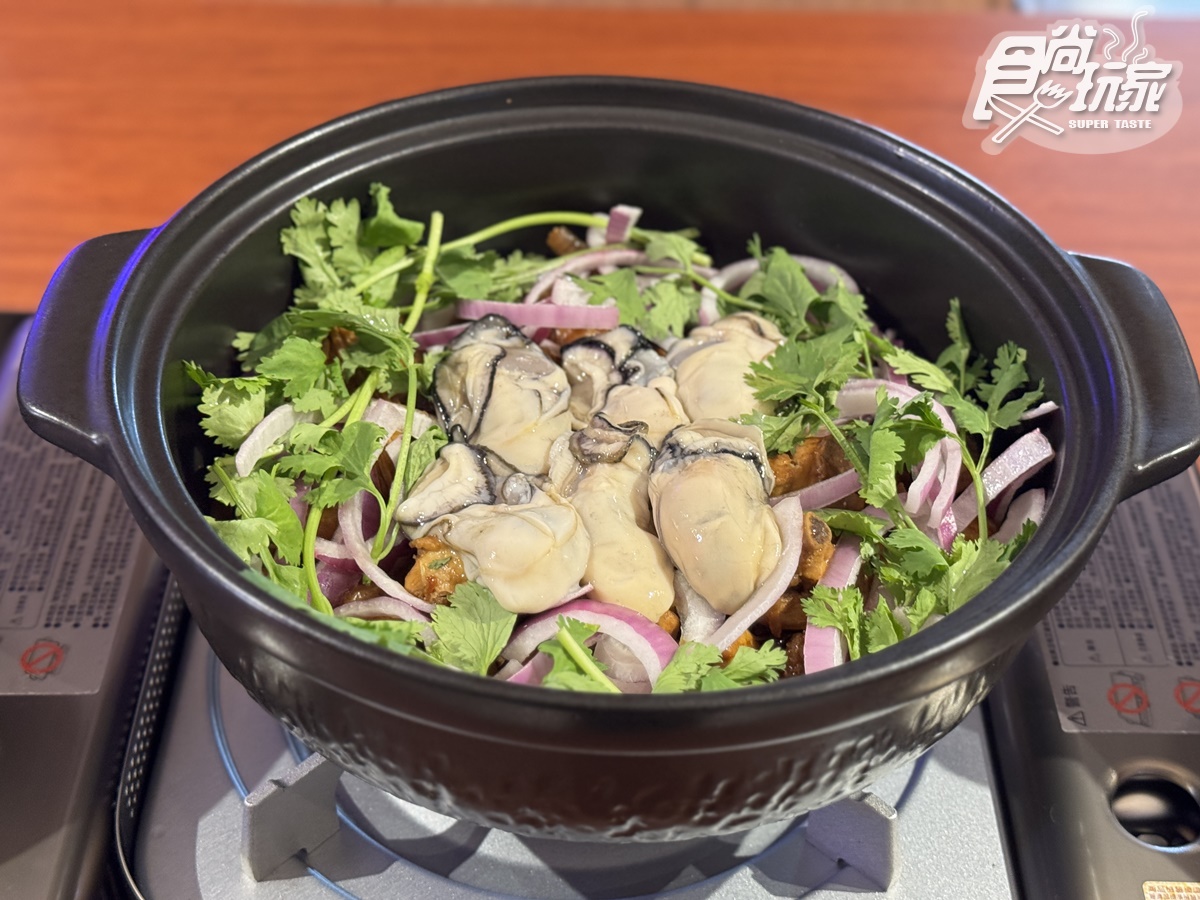 全新「港式雞煲鍋」插旗東區!7款必嗑龍蝦雞煲、沙嗲鴛鴦鍋,500元起開吃 全新「港式雞煲鍋」插旗東區!7款必嗑龍蝦雞煲、沙嗲鴛鴦鍋,500元起開吃