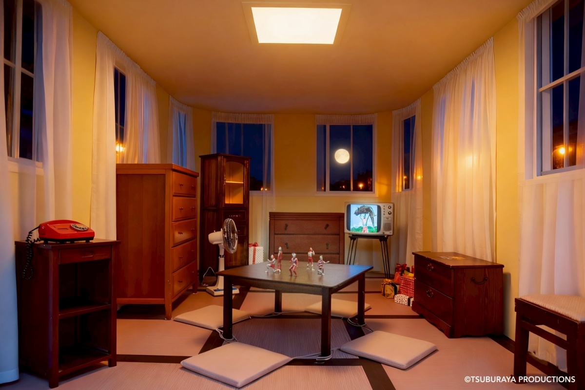 打卡８公尺「超人力霸王聖誕樹」！全台３據點：４大互動場景、500款周邊