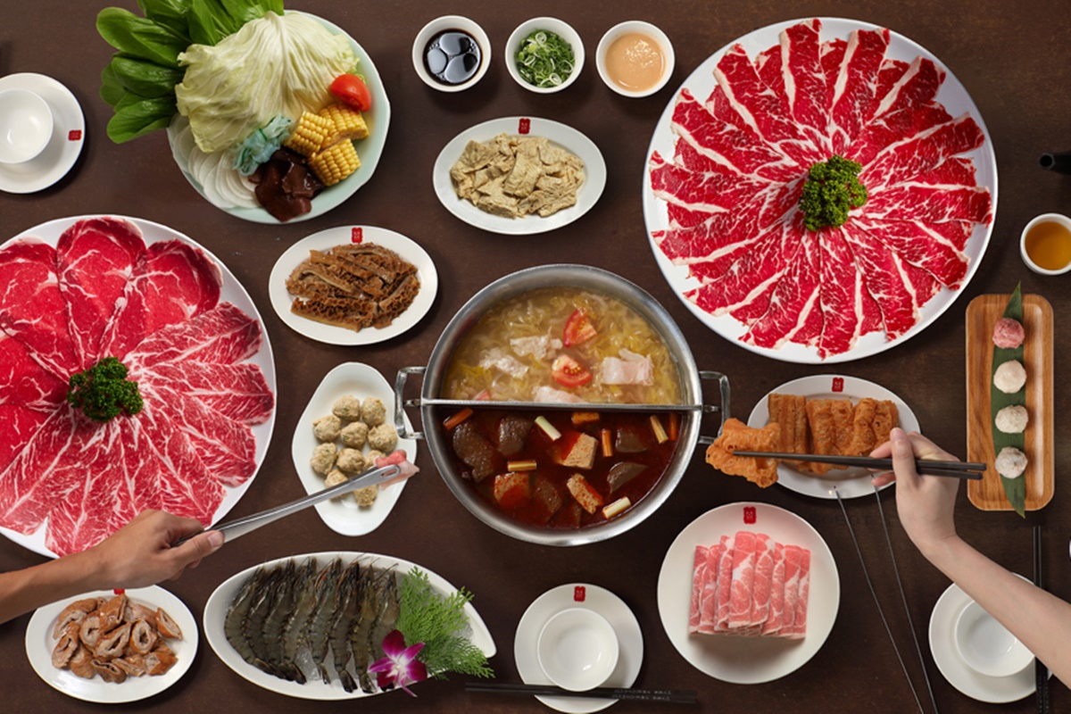 連1個月「鼎王買一送一」!免費送酥炸咔滋豚、QQ球,鴨血豆腐無限續加 連1個月「鼎王買一送一」!免費送酥炸咔滋豚、QQ球,鴨血豆腐無限續加