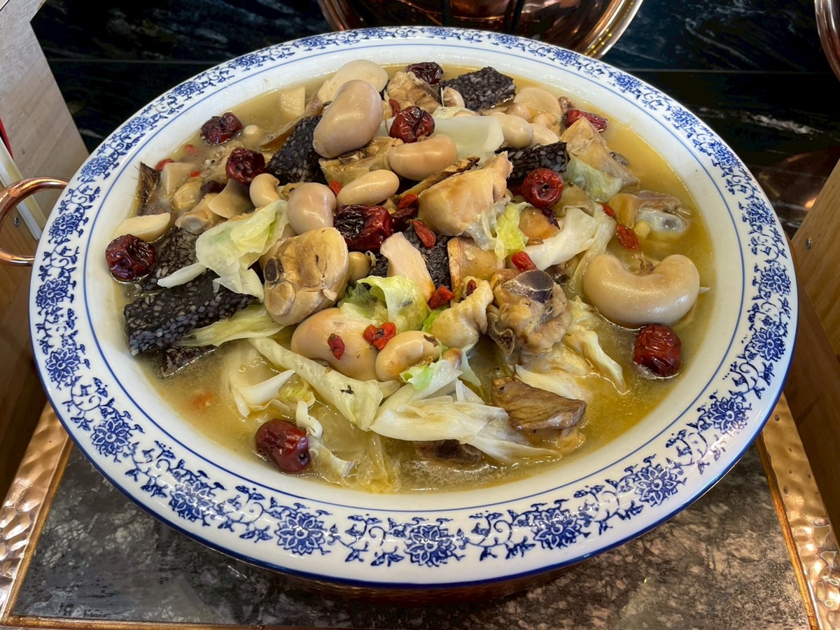 469元起火鍋吃到飽!200款海鮮肉品、麻油雞、羊肉爐任吃,壽星5折吃爆 469元起火鍋吃到飽!200款海鮮肉品、麻油雞、羊肉爐任吃,壽星5折吃爆