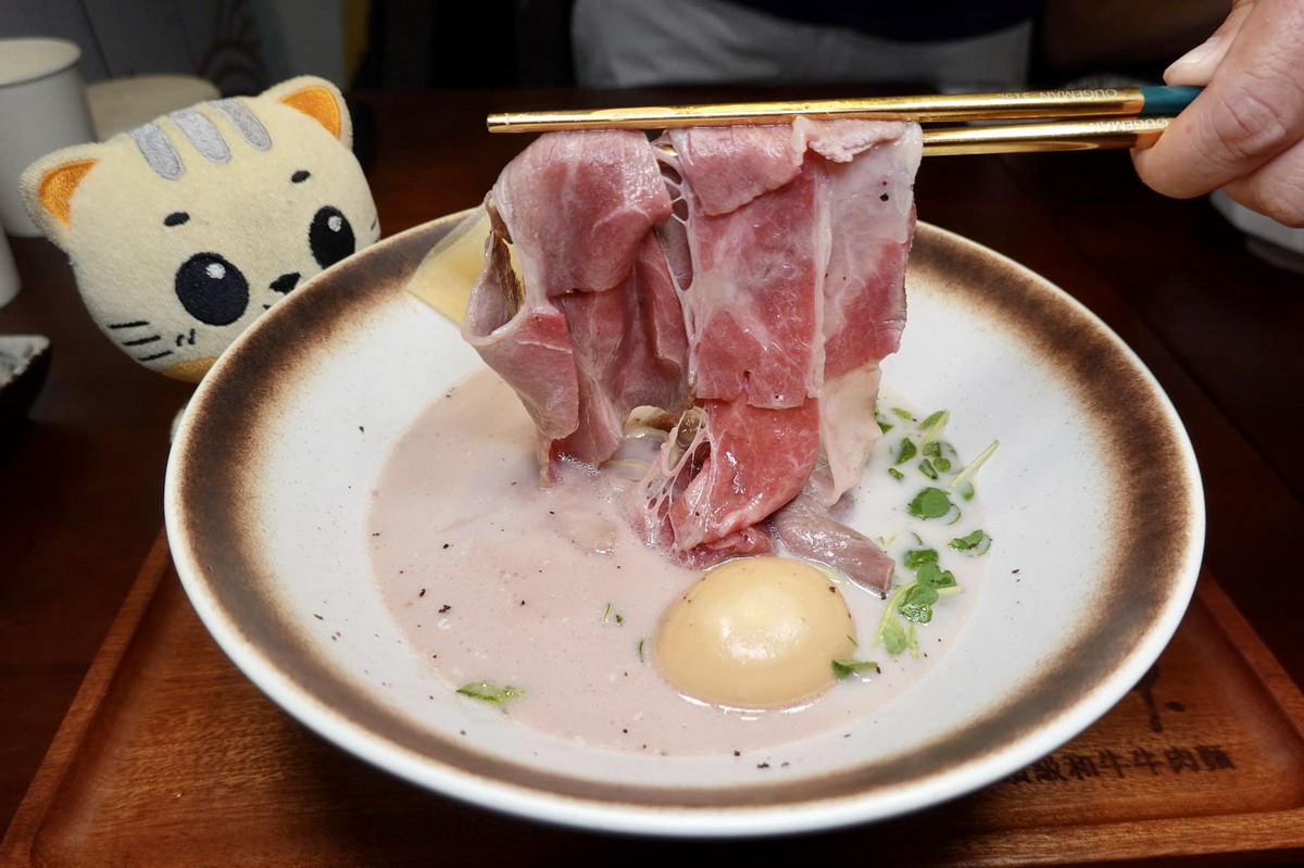 台北人激推最強10家牛肉麵：牛肉界勞斯萊斯、必比登８連霸、隱藏密店