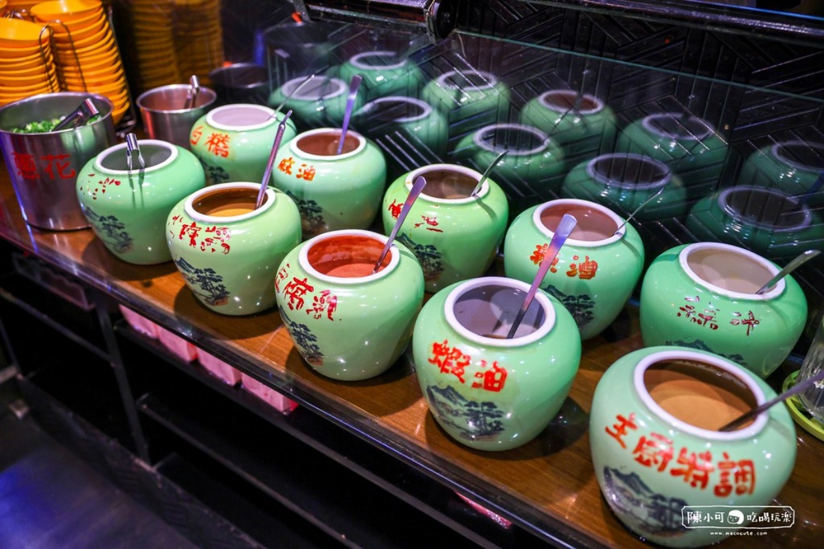 台北酸菜白肉鍋13間：四平小館