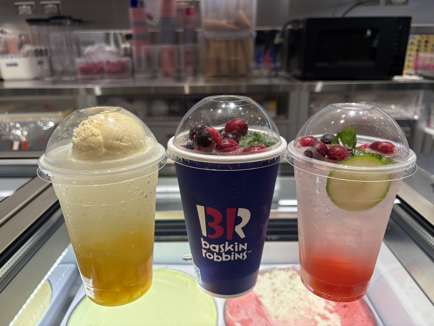 免費升級「冰淇淋可麗餅」!31冰淇淋台北101新店型:可麗餅甜點、獨家氣泡飲 免費升級「冰淇淋可麗餅」!31冰淇淋台北101新店型:可麗餅甜點、獨家氣泡飲