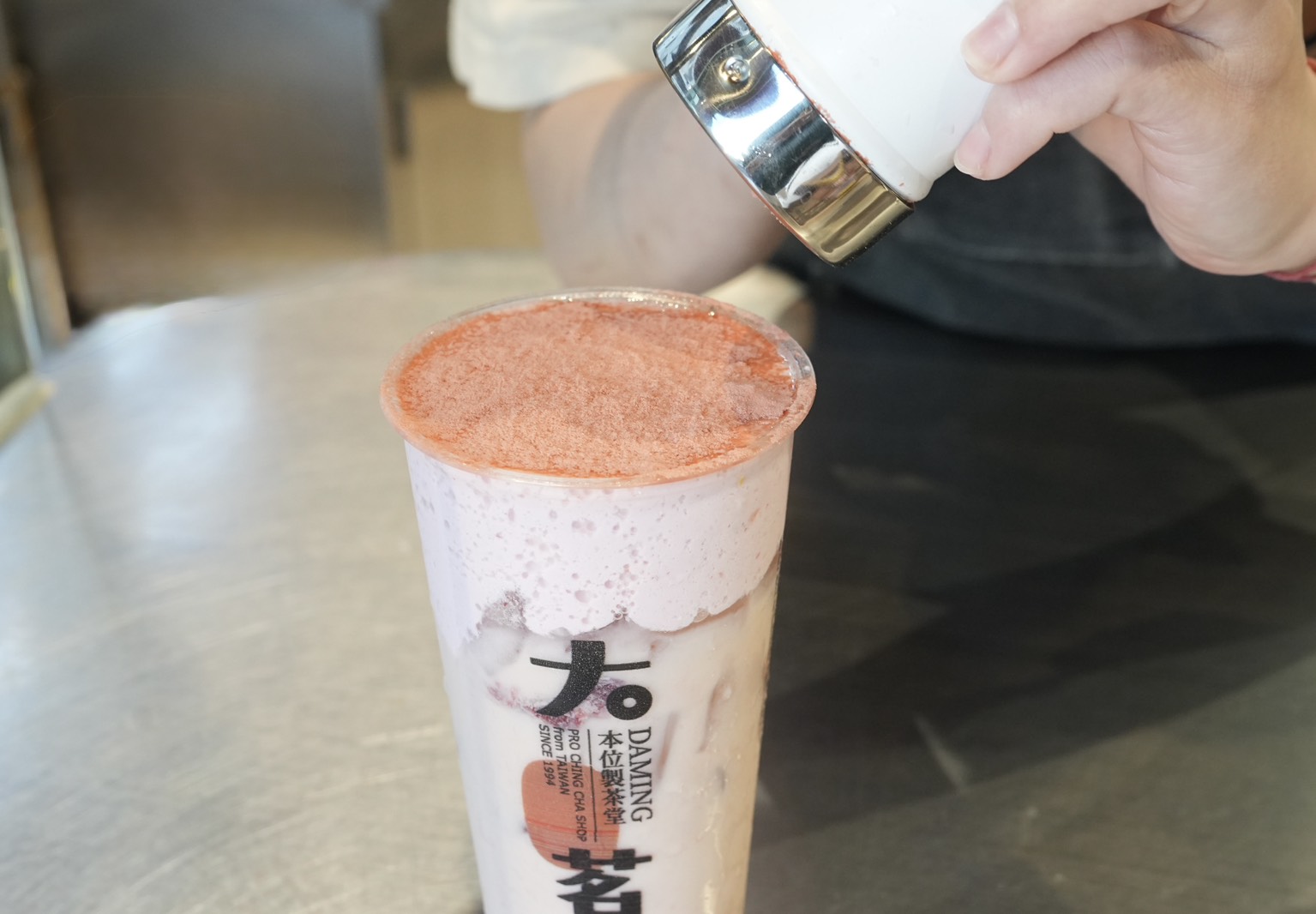 夢幻草莓奶蓋+優格飲要喝!「大茗草莓季」登場,再喝有飲超狂10款可可飲 夢幻草莓奶蓋+優格飲要喝!「大茗草莓季」登場,再喝有飲超狂10款可可飲