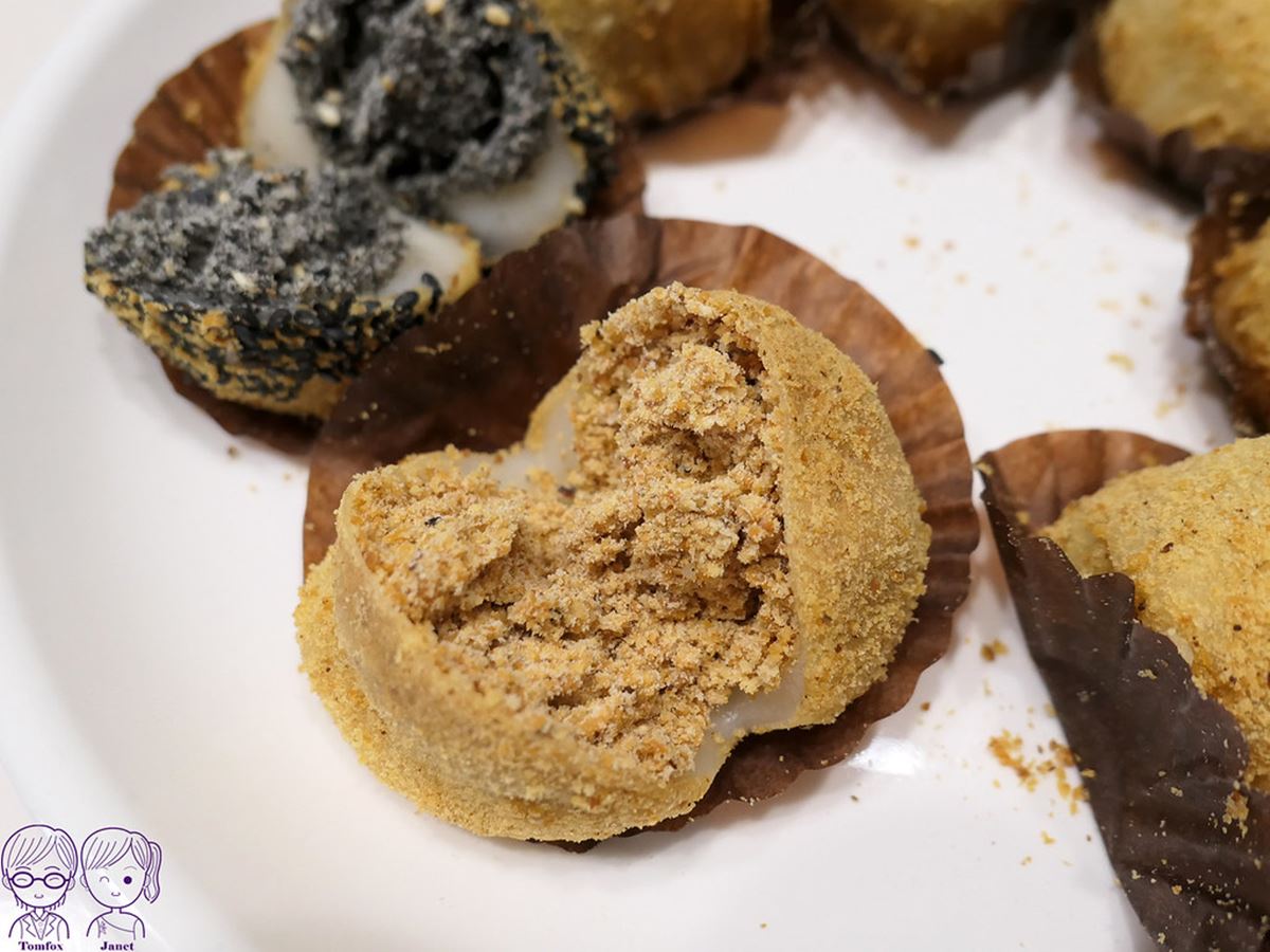 雙北市場超人氣「手工麻糬」!獨特烏龍茶、紫米口味,超飽滿內餡晚來買不到 雙北市場超人氣「手工麻糬」!獨特烏龍茶、紫米口味,超飽滿內餡晚來買不到