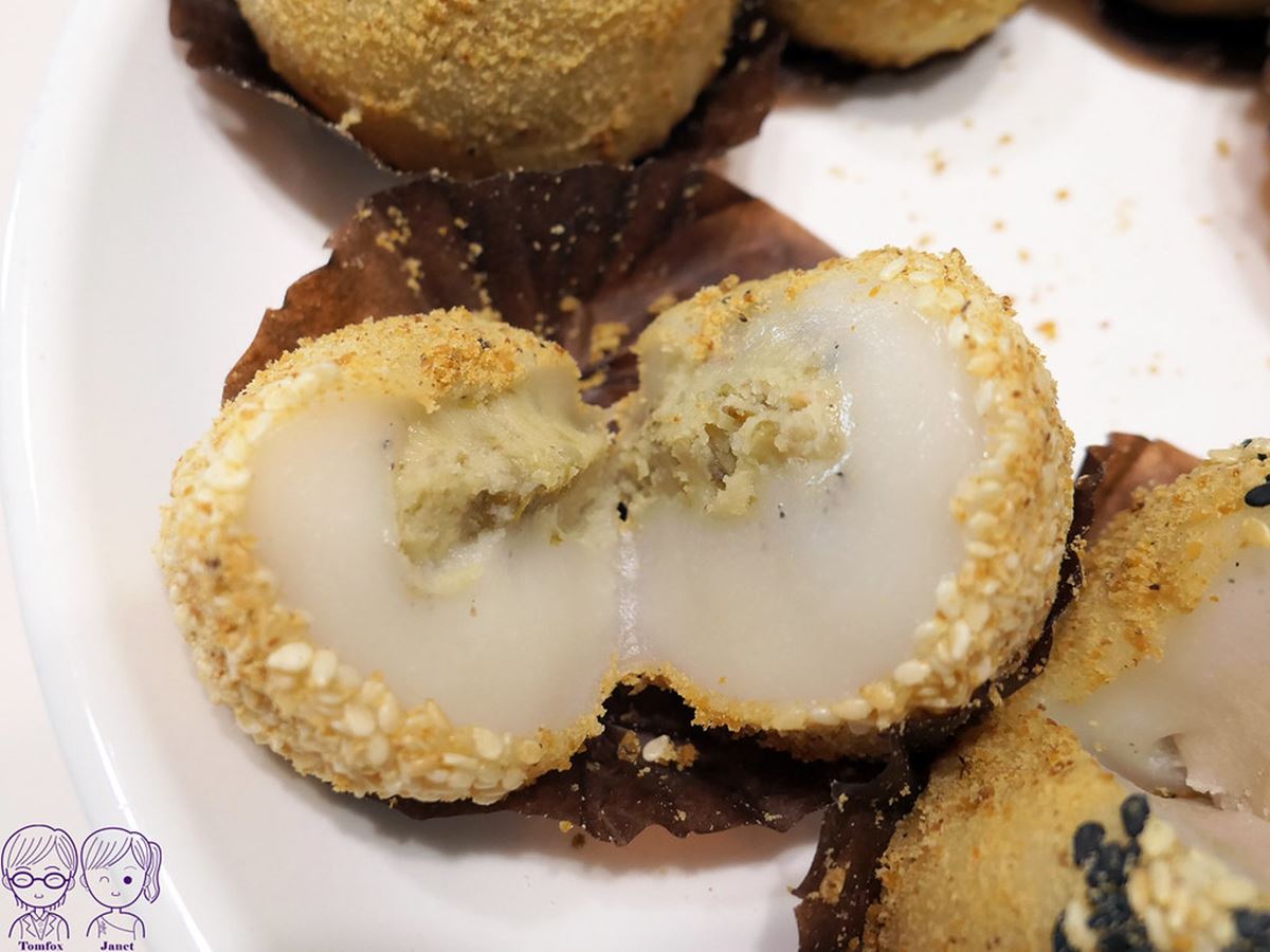 雙北市場超人氣「手工麻糬」!獨特烏龍茶、紫米口味,超飽滿內餡晚來買不到 雙北市場超人氣「手工麻糬」!獨特烏龍茶、紫米口味,超飽滿內餡晚來買不到