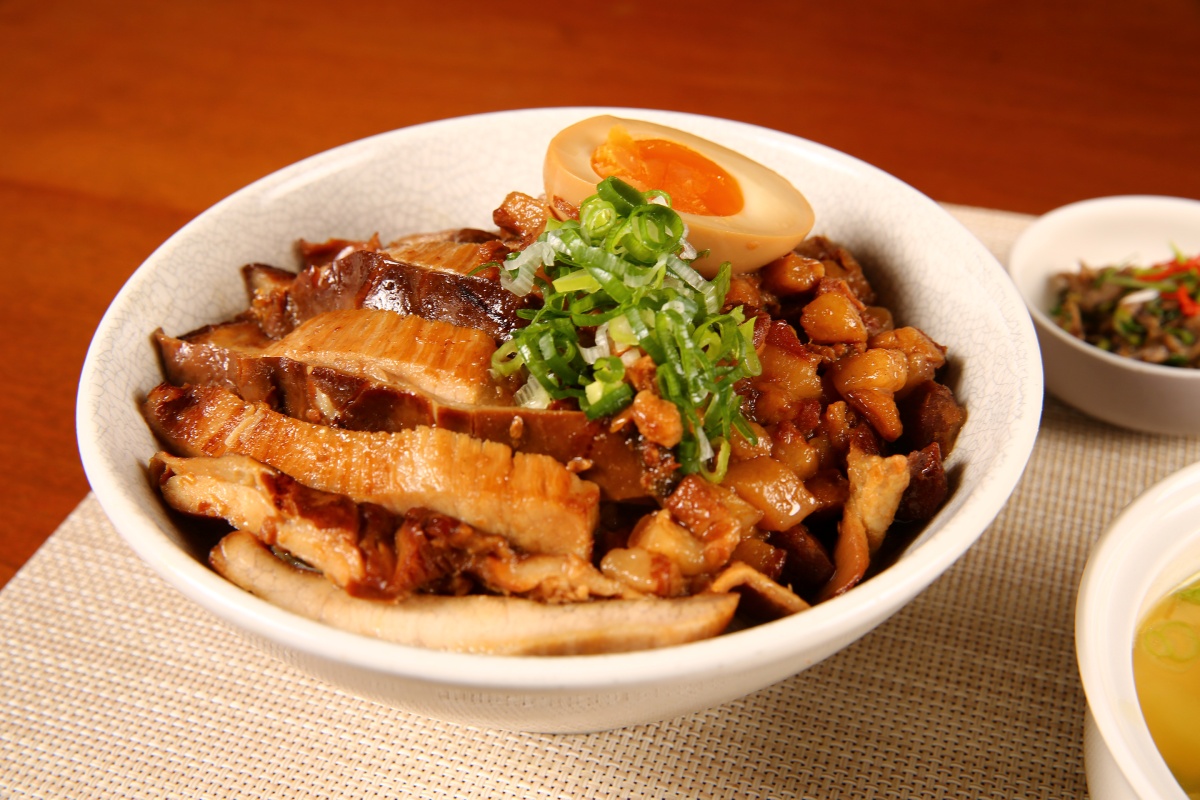 萬豪飯店美食盛典「萬味奇遇」首度來台！小吃肉燥飯、總鋪師龍蝦三明治上桌