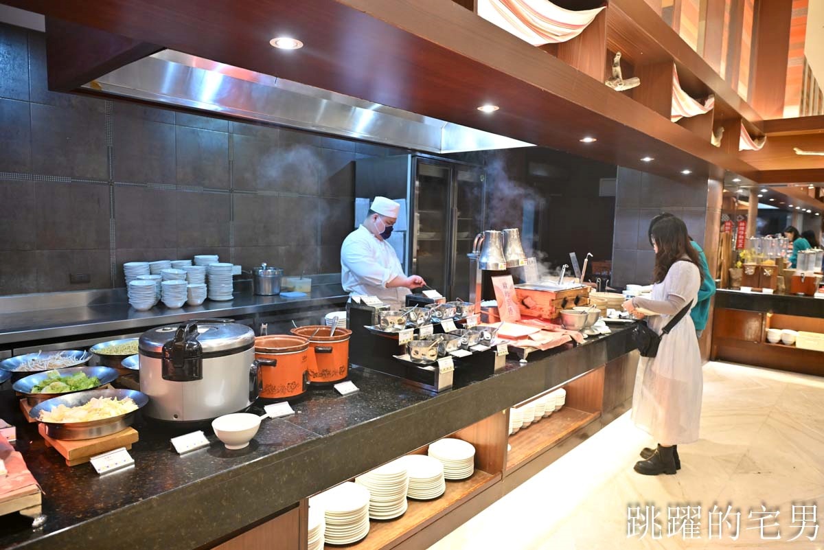 12月限定優惠!五星飯店「早午餐吃到飽」360元免服務費,假日晚餐999元 12月限定優惠!五星飯店「早午餐吃到飽」360元免服務費,假日晚餐999元